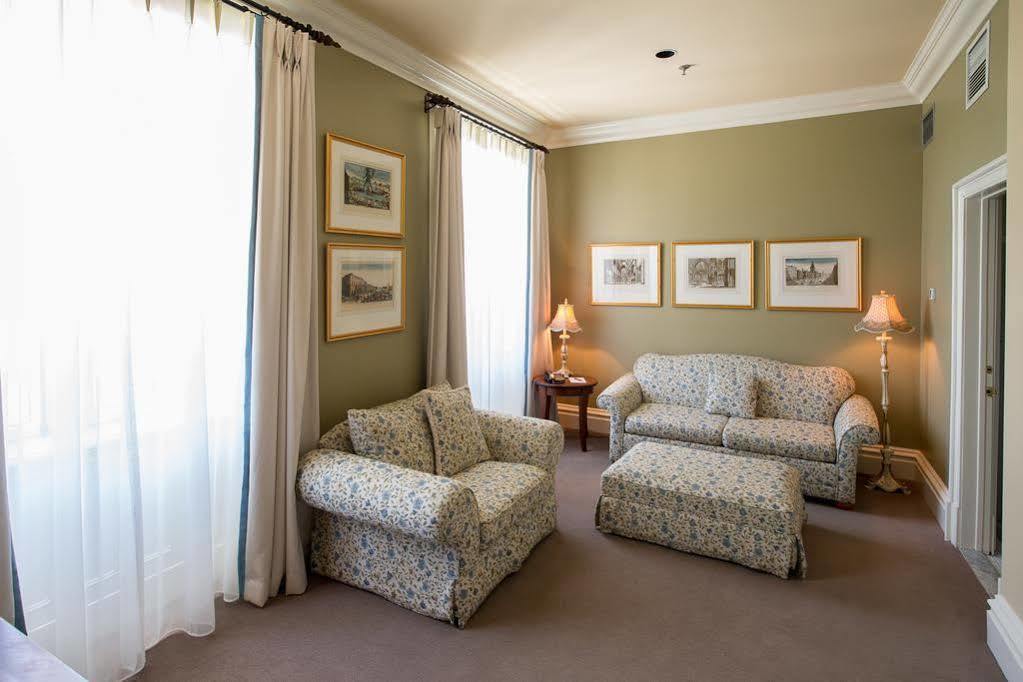 Hotel Manoir Rouville-campbell Mont-Saint-Hilaire